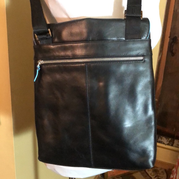 PIQUADRO Urban Cross-Body 100% Leather Black Turquoise iPad Tote 3-Sect $239 NEW - Picture 5 of 16